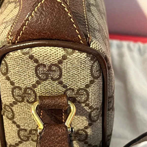 Gucci Monogram Sherry Line Sling or crossbody bag - Picture 8 of 16